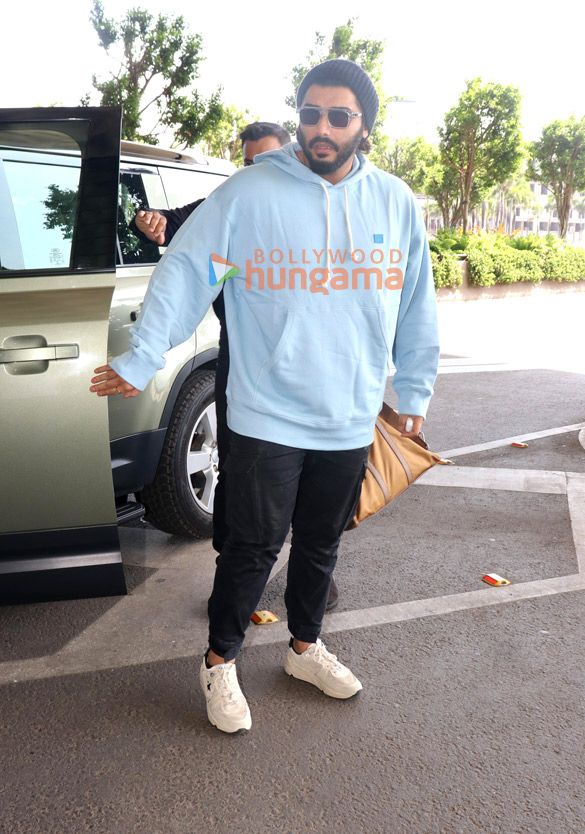 photos sobhita dhulipala arjun kapoor and shirley setia snapped at the airport 5