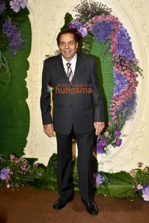 photos sunny deol bobby deol and others attend karan deol and drisha acharyas wedding reception 5