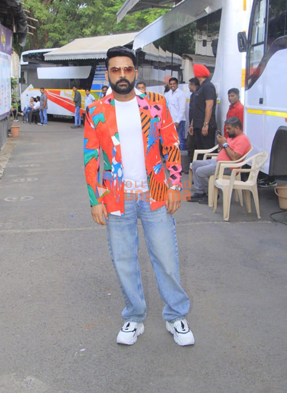 photos sunny deol and ameesha patel at the kapil sharma show for gadar 2 promotions 1