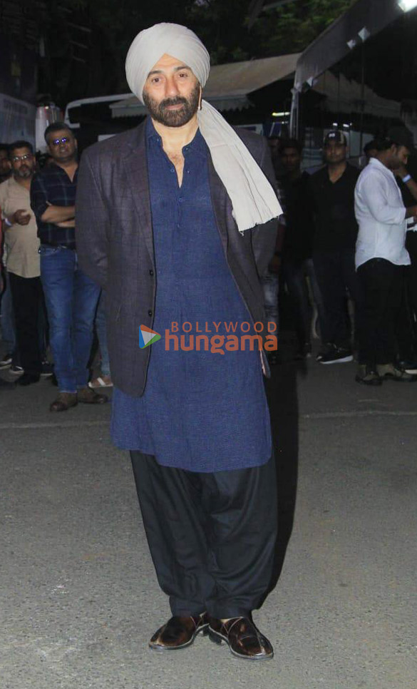 photos sunny deol and ameesha patel at the kapil sharma show for gadar 2 promotions 3