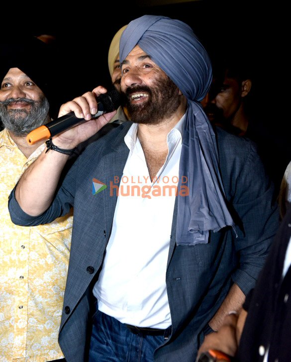 photos sunny deol attends gadar ek prem katha screening at pvr nehru place in new delhi 1