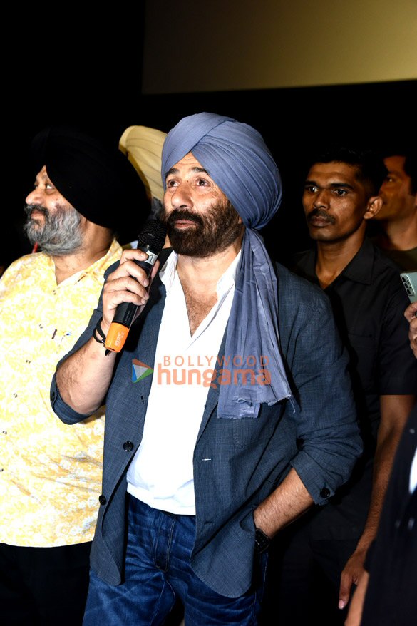 photos sunny deol attends gadar ek prem katha screening at pvr nehru place in new delhi 2