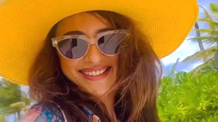 Rakul Preet Singh's holiday videos leaves us craving for more ...