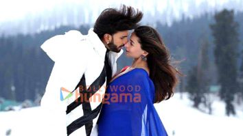 Movie Stills Of The Movie Rocky Aur Rani Kii Prem Kahaani