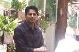 Sidharth Malhotra gets clicked in the city by paps