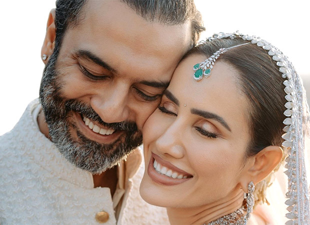 Sonnalli Seygall posts UNSEEN wedding pictures with Ashesh Sajnani; friend Simran Kaur Mundi shares a heartfelt note about the wedding