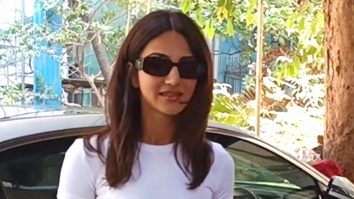 Vaani Kapoor rocks the comfy casual look as she gets clicked by paps