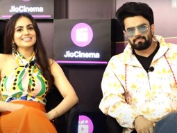 ‘Who Am I?’- Maniesh Paul & Aksha Pardasany guess iconic B’wood characters based on FUN clues