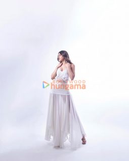 Alaya F