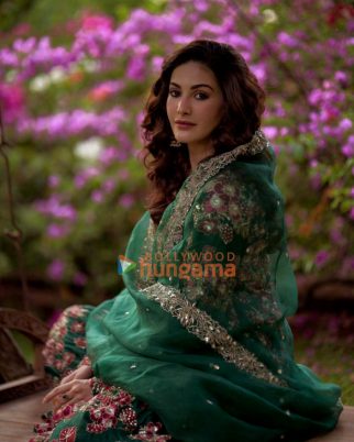 Celeb Photos Of Amyra Dastur