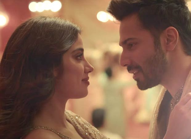 Bawaal: Varun Dhawan and Janhvi Kapoor romance in the wedding dance number 'Dilon Ki Doriyan', watch video