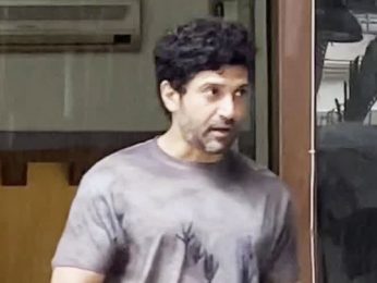 Farhan Akhtar gets clicked by paps in the city Farhan Akhtar gets clicked by paps in the city