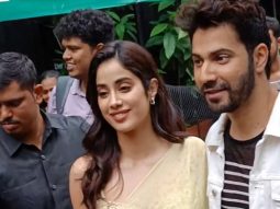 It’s Varun Dhawan, Janhvi Kapoor & the umbrella in Mumbai rains promoting ‘Bawaal’!