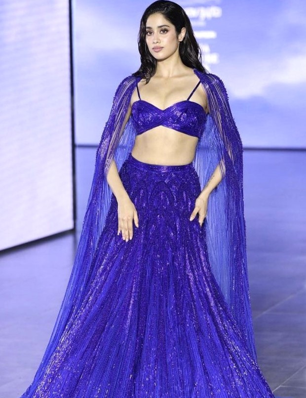 Janhvi Kapoor dazzlingly lights up the runway as she turns showstopper for designer Gaurav Gupta at the FDCI Indian Couture Week