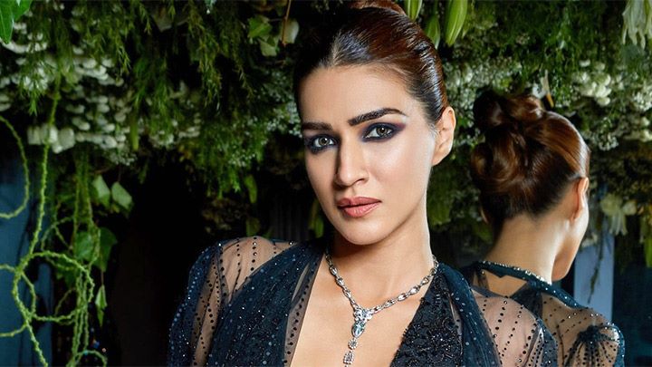 Kriti Sanon describes her ideal date! Birthday Special