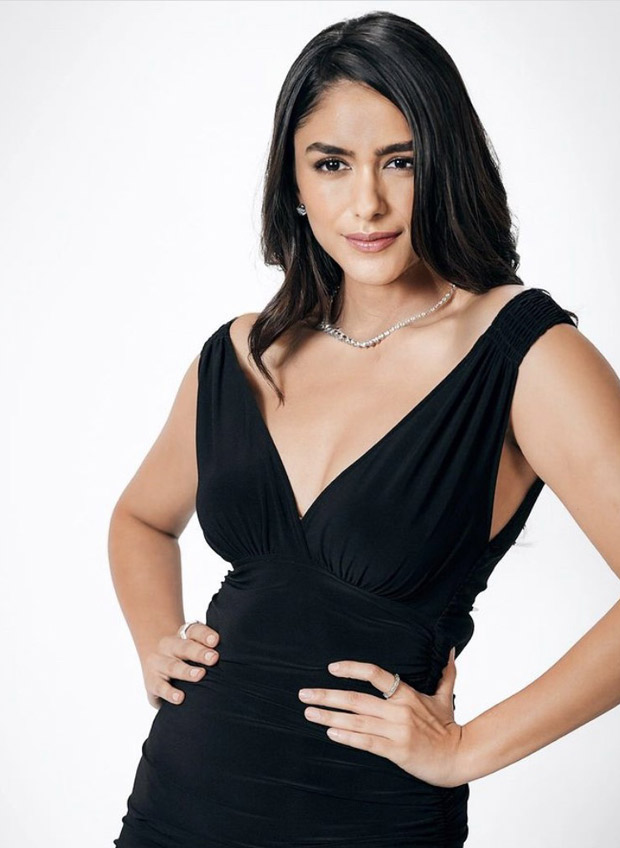 Mrunal Thakur sets hearts pounding and jaws dropping in her bold black dress with daring slit