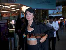 Photos: Amy Jackson and Surveen Chawla snapped at the airport