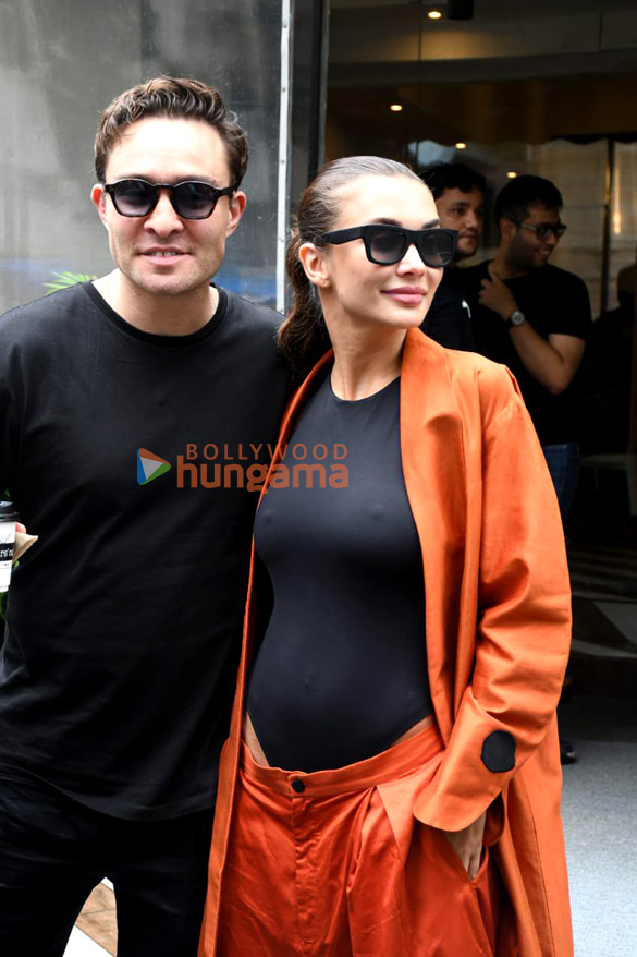 photos amy jackson and her husband snapped at farmers cafe in bandra 3
