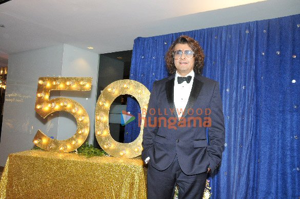 photos celebs snapped at sonu nigams 50th birthday celebrations at sahara star 23