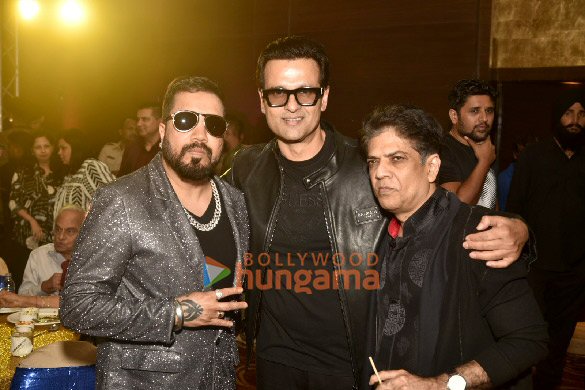 photos celebs snapped at sonu nigams 50th birthday celebrations at sahara star 31