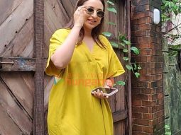 Photos: Parineeti Chopra snapped at Imtiaz Ali’s office in Versova