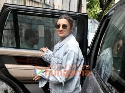 Photos: Parineeti Chopra snapped in Bandra