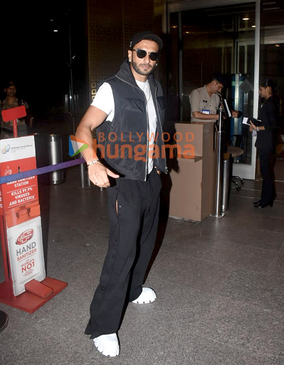 photos ranveer singh alia bhatt and nayanthara snapped at the airport 1