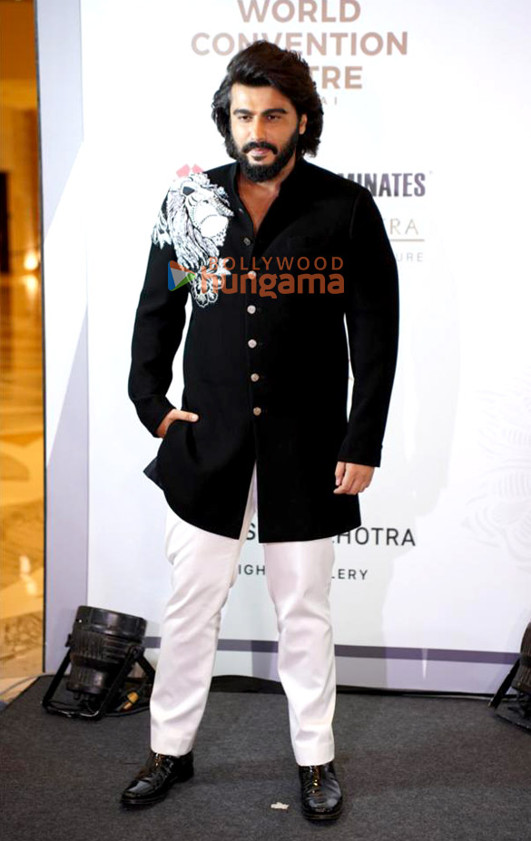photos ranveer singh alia bhatt and other celebs snapped at the bridal couture show 2023 organized by manish malhotra in mumbai1 31