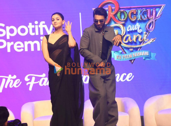 photos ranveer singh and alia bhatt snapped promoting their film rocky aur rani kii prem kahaani 876 3