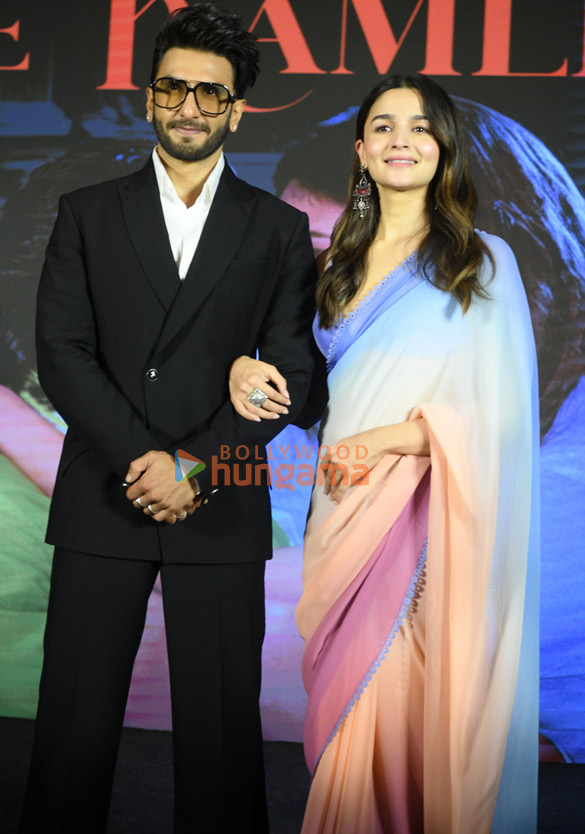 photos ranveer singh and alia bhatt snapped promoting their film rocky aur rani kii prem kahaani more 4