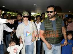 Photos: Saif Ali Khan, Kareena Kapoor Khan, Hema Malini and others snapped at the airport