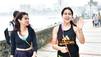 Photos: Sara Ali Khan snapped at Bandstand