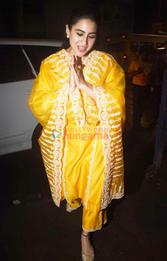 photos sara ali khan snapped in andheri 1 4