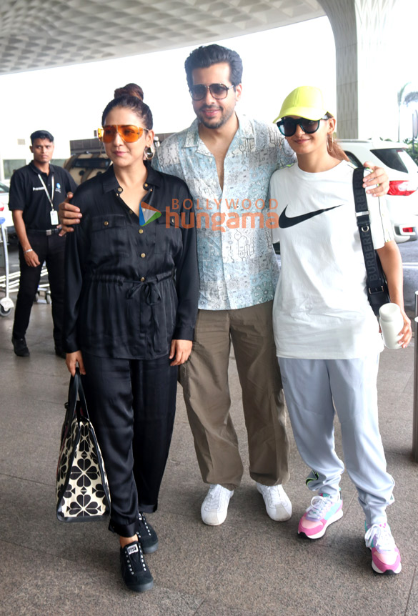 photos shraddha kapoor rakul preet singh avneet kaur and others snapped at the airport 2