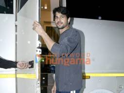 Photos: Sidharth Malhotra snapped in Andheri