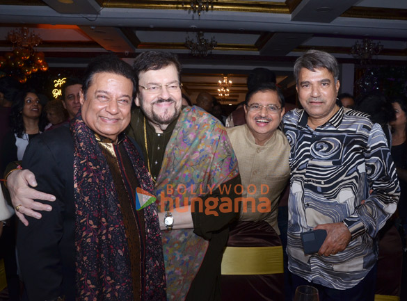 photos sonu nigam arun govil others snapped at anup jalotas 70th birthday party 7