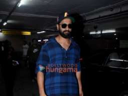 Photos: Vicky Kaushal snapped at the airport