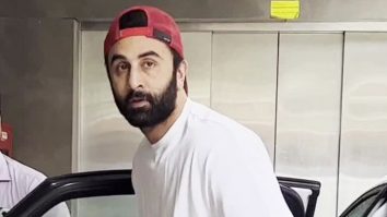 Ranbir Kapoor waves at paps as he gets clicked in the city