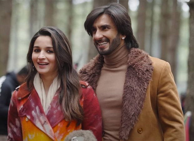 Rocky Aur Rani Kii Prem Kahaani: Alia Bhatt and Ranveer Singh shoot ‘Tum Kya Mile’ in the snow-capped Kashmir in behind-the-scenes: “This is quintessential ode to Yash Chopra kind of love song” 