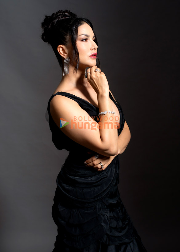 sunny leone 3 66