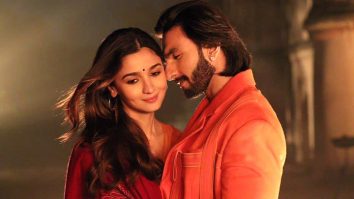 Tum Kya Mile Radio Edit