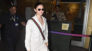 Airport look queen! Alia Bhatt gets clicked by paps