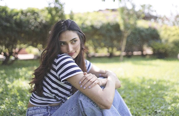 Here are 5 times Athiya Shetty proved that her wardrobe is the epitome of casual chic