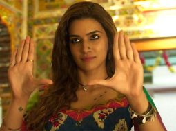 Karan Johar, Kareena Kapoor Khan, Ranveer Singh and others congratulate Kriti Sanon for winning the National Award for Best Actress