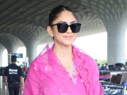 Mrunal Thakur is the symbol of cuteness as she donnes a pink salwar