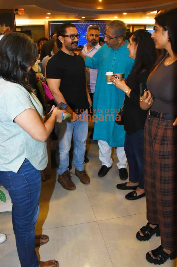 photos aamir khan launches mansoor khans book one the story of the ultimate myth 5