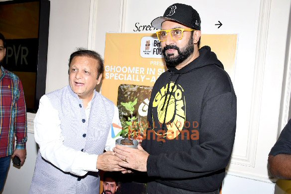 Photos: Abhishek Bachchan, R. Balki, Saiyami Kher, Angad Bedi snapped at Le Reve Theater in Bandra for Ghoomer celebration with specially-abled kids Photos: Abhishek Bachchan, R. Balki, Saiyami Kher, Angad Bedi snapped at Le Reve Theater in Bandra for Ghoomer celebration with specially-abled kids