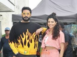 Photos: Abhishek Bachchan and Saiyami Kher snapped promoting Ghoomer on the sets of India’s Best Dancer 3
