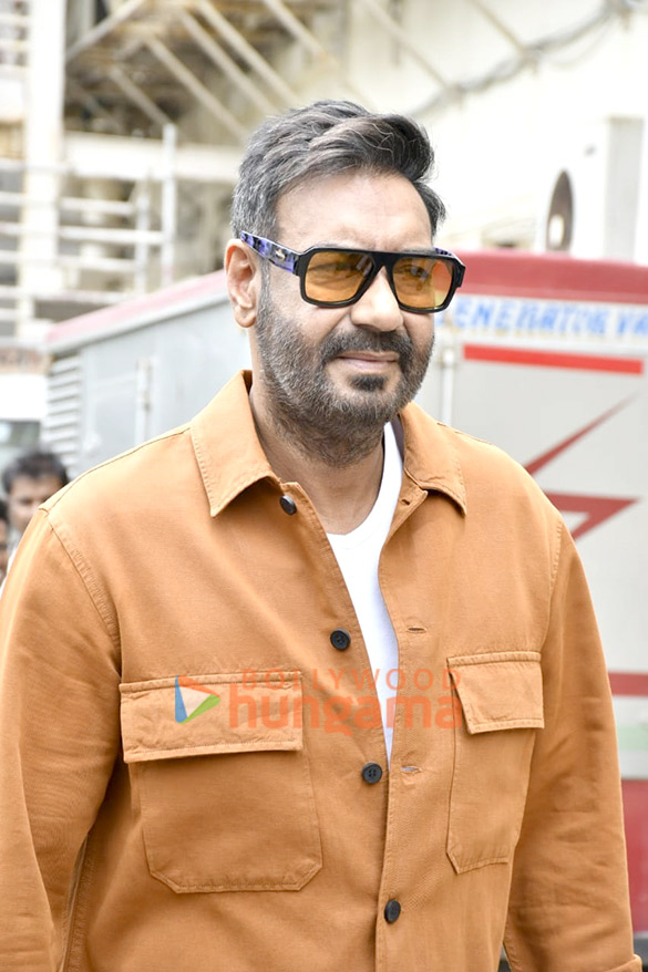 photos ajay devgn spotted at juhu pvr 3