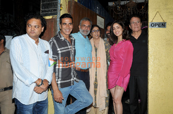photos akshay kumar and others snapped at a dinner party at chin chin chu organized by him for the exhibitors 6